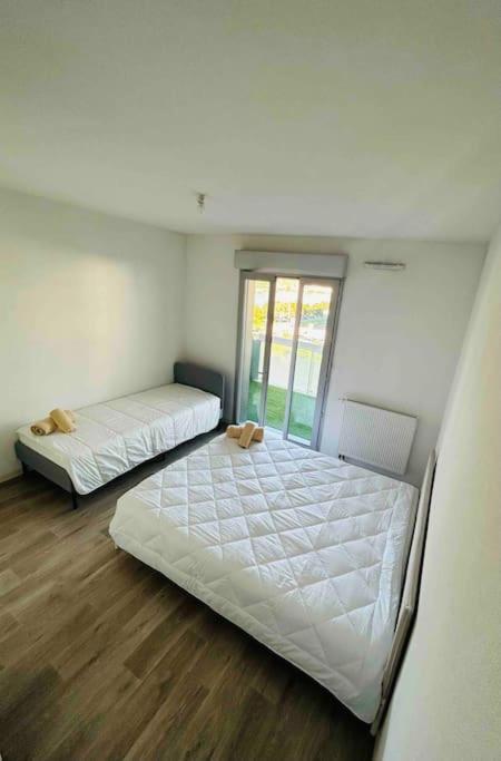 באיון Appartement T2 + Parking Privatif - Centre Ville מראה חיצוני תמונה