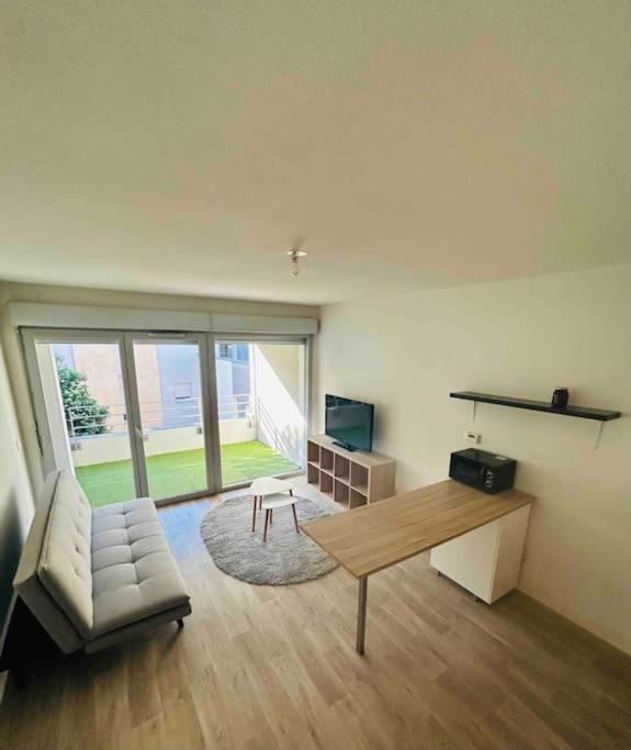 באיון Appartement T2 + Parking Privatif - Centre Ville מראה חיצוני תמונה